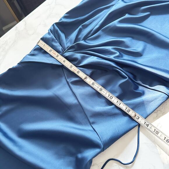 Abercrombie & Fitch Navy Satin Sleeveless Ruched Formal Dress Women's Size Small - Picture 12 of 14